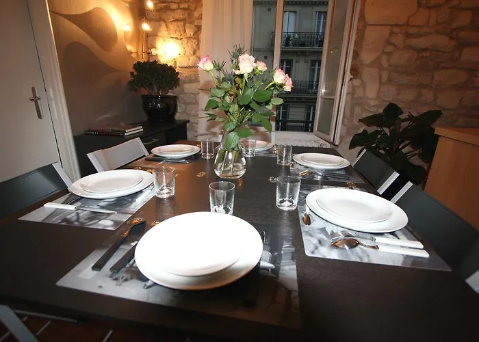 Parisinteriorsrentals - Beautiful 2 Bdr Le Marais Notre Dame * Parigi