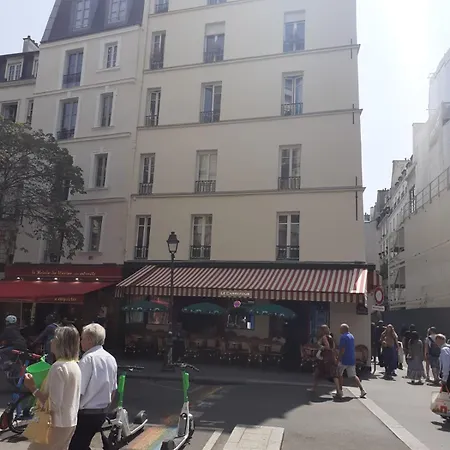 Appartement Parisinteriorsrentals - Beautiful 2 Bdr Le Marais Notre Dame Parijs